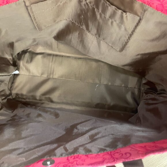 emilie Sloan Seattle Red Floral Tote Bag 16" x 13" Hook & Snap Closure Rainproof - Picture 6 of 7